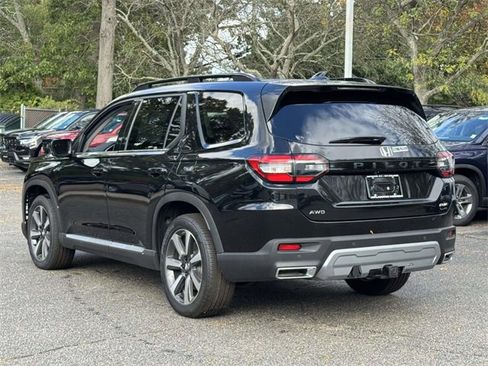 New 2025 Honda Pilot Elite image 5