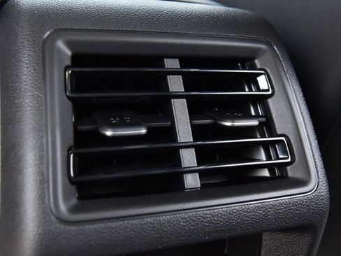 New 2026 Volkswagen Tiguan SE R-Line AWD/4WD image 23