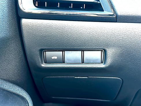 New 2026 Nissan Sentra SR w/ Floor Mat Package image 25