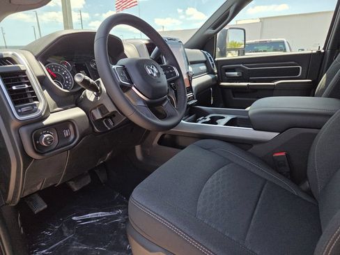 New 2026 RAM 2500 Big Horn AWD/4WD image 14