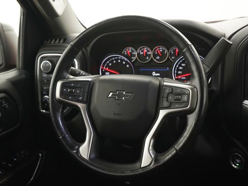 Used 2020 Chevrolet Silverado 1500 LT Trail Boss AWD/4WD image 18