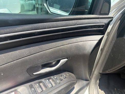 Used 2023 Hyundai Tucson SEL FWD image 11