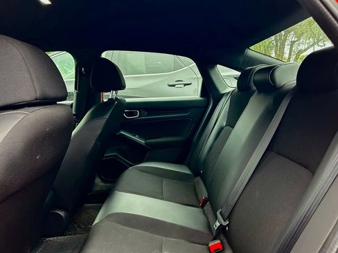 Used 2023 Honda Civic Sport image 16