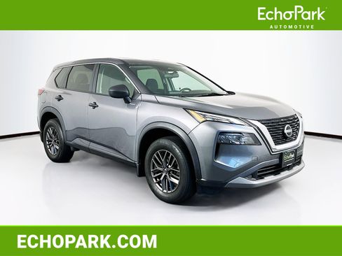 Used 2023 Nissan Rogue S image 1