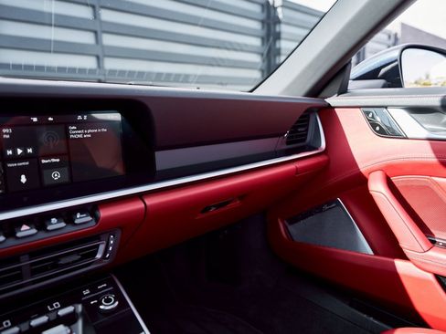 Used 2021 Porsche 911 Turbo S image 73