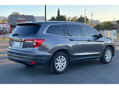 Used 2019 Honda Pilot LX image 4