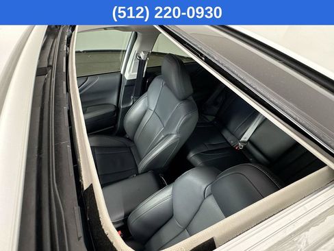 Certified 2025 Subaru Outback Limited image 26