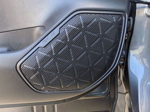 Used 2021 Toyota RAV4 XLE image 14