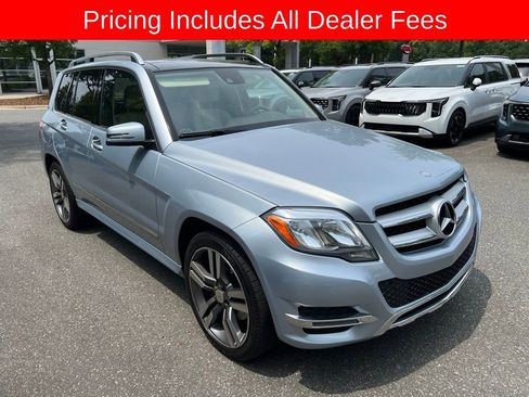 Used 2015 Mercedes-Benz GLK 350 4MATIC image 1