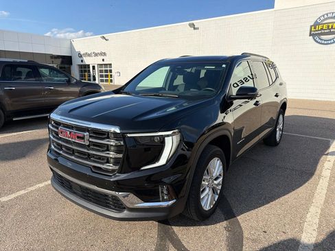 Used 2024 GMC Acadia Elevation FWD image 2