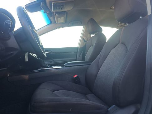 Used 2020 Toyota Camry LE w/ Carpet Mat Package image 10