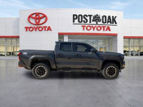 New 2026 Toyota Tacoma TRD Off-Road AWD/4WD image 8