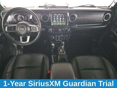 Used 2019 Jeep Wrangler Unlimited Sahara image 30