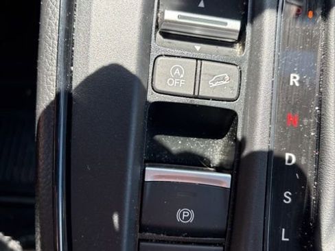 Used 2024 Honda CR-V EX-L image 19