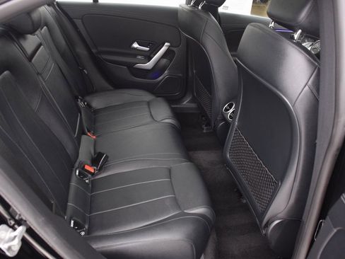 Certified 2025 Mercedes-Benz CLA 250 4MATIC image 18