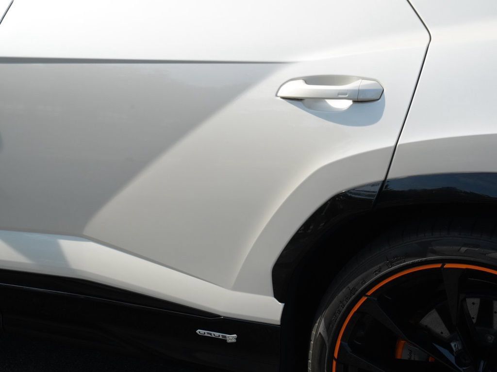 Used 2023 Lamborghini Urus S AWD/4WD image 17