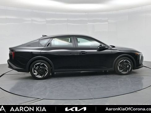 New 2026 Kia K4 EX FWD image 40