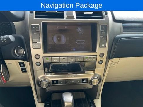 Used 2020 Lexus GX 460 Premium w/ Premium Package AWD/4WD image 14