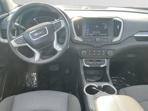 Used 2024 GMC Terrain SLE AWD/4WD image 10