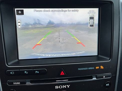 Used 2017 Ford Explorer Limited w/ Equipment Group 301A image 21