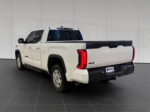 Used 2022 Toyota Tundra SR5 w/ SR5 Premium Package image 3
