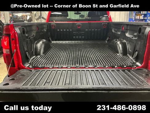 Used 2016 GMC Sierra 1500 SLE w/ SLE Value Package AWD/4WD image 27