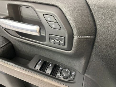Used 2021 GMC Sierra 1500 Denali w/ Denali Ultimate Package AWD/4WD image 25