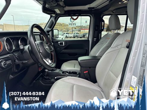 Used 2022 Jeep Gladiator Mojave w/ LED Lighting Group image 22