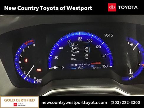 Used 2022 Toyota Corolla Cross XLE image 15
