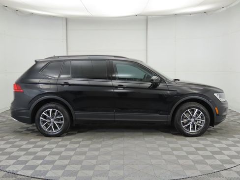 Used 2021 Volkswagen Tiguan S image 4