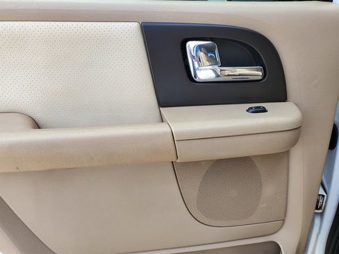 Used 2006 Ford Expedition Eddie Bauer image 22