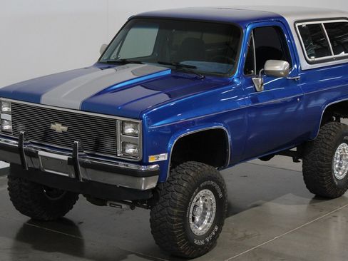Used 1987 Chevrolet Blazer 4WD image 13
