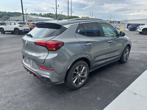 Used 2021 Buick Encore GX Preferred w/ Sport Touring Package FWD image 3