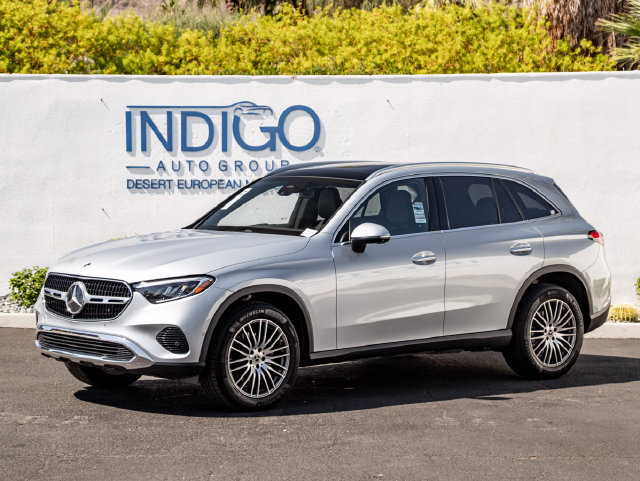 Used 2026 Mercedes-Benz GLC 300 image 1