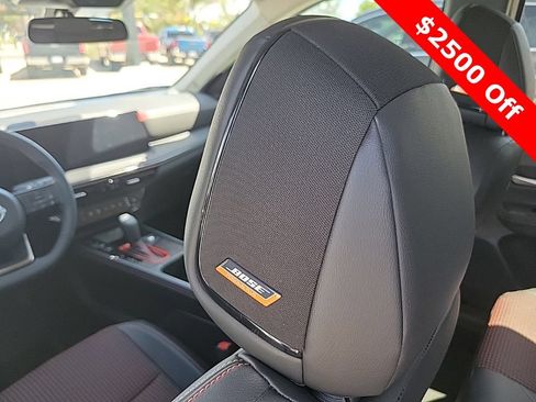 New 2025 Nissan Kicks SR w/ SR Premium Package FWD image 37
