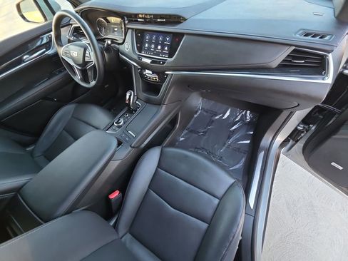 Used 2025 Cadillac XT5 Premium Luxury image 30