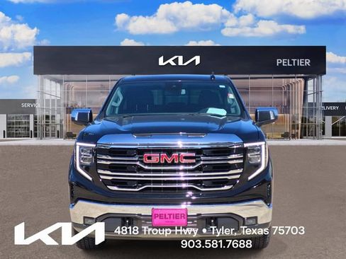 Used 2024 GMC Sierra 1500 SLT w/ SLT Premium Package AWD/4WD image 2