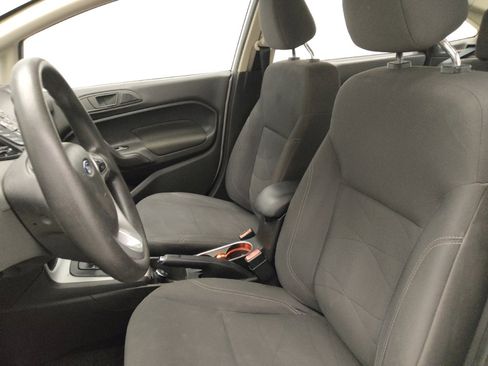 Used 2018 Ford Fiesta SE image 17