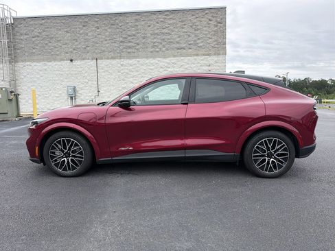 Used 2025 Ford Mustang Mach-E Premium AWD/4WD image 7
