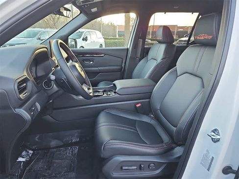 New 2026 Honda Pilot TrailSport image 9