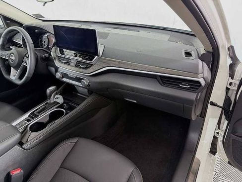 Certified 2025 Nissan Altima 2.5 SL AWD/4WD image 29