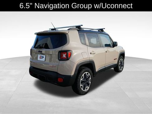 Used 2016 Jeep Renegade Trailhawk image 6