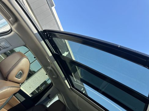 Used 2023 Acura MDX SH-AWD w/ Advance Package image 11