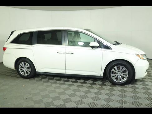 Used 2014 Honda Odyssey EX image 5