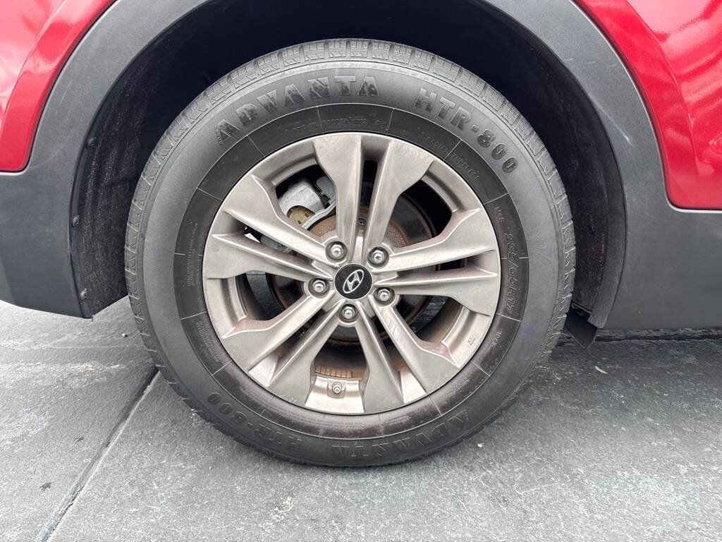 Used 2016 Hyundai Santa Fe Sport w/ Option Group 02 FWD image 26