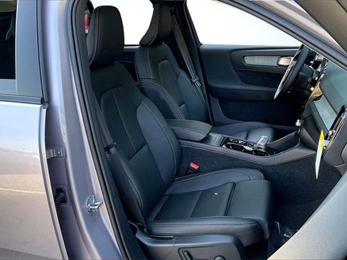 New 2026 Volvo XC40 B5 Plus w/ Climate Package image 12