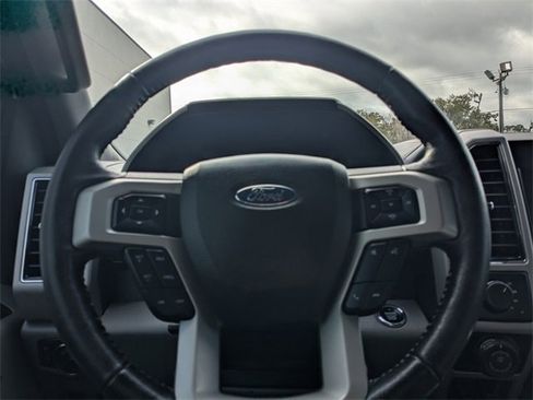 Used 2019 Ford F150 Lariat w/ Max Trailer Tow Package image 22