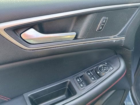 Used 2022 Ford Edge ST-Line image 19