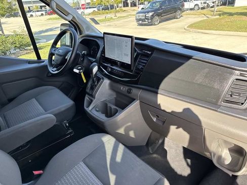 Used 2023 Ford Transit 350 XLT image 15