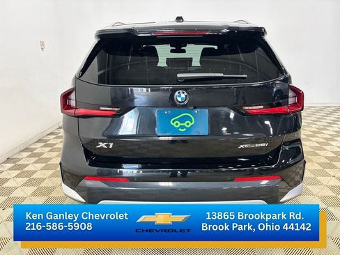 Used 2025 BMW X1 xDrive28i AWD/4WD image 5